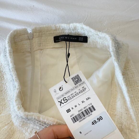 NWT Zara White Tweed High Waisted Mini Skirt Size XS - Picture 3 of 5